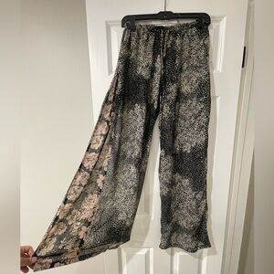 Band of Gypsies Black and Gray Wide Leg Pants